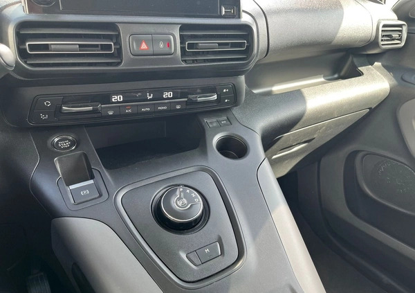 Toyota Proace City Verso cena 139900 przebieg: 19722, rok produkcji 2022 z Byczyna małe 596